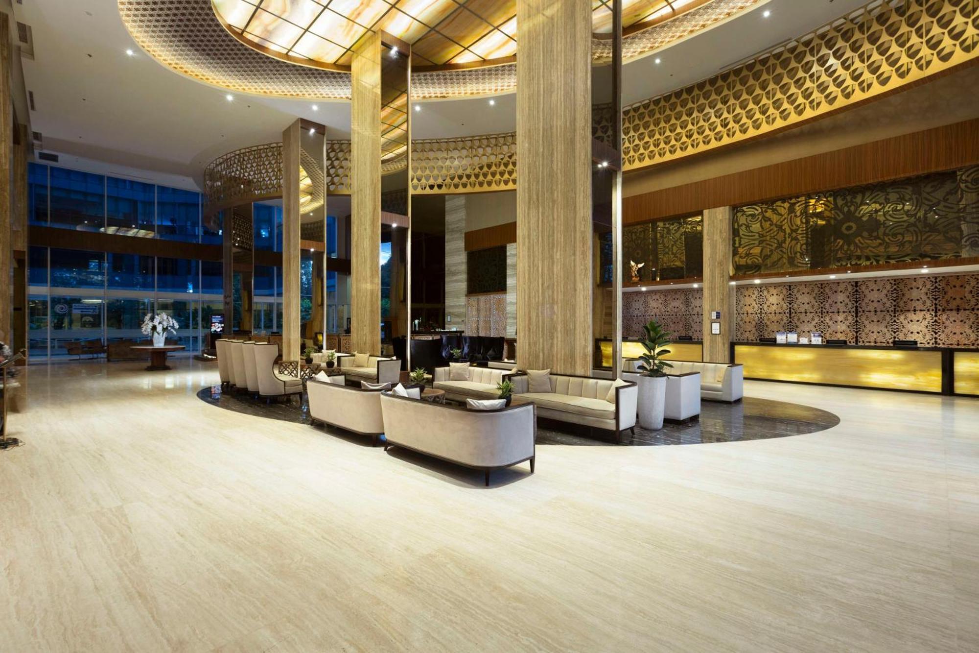 Hotel Wyndham Panbil Batam Esterno foto