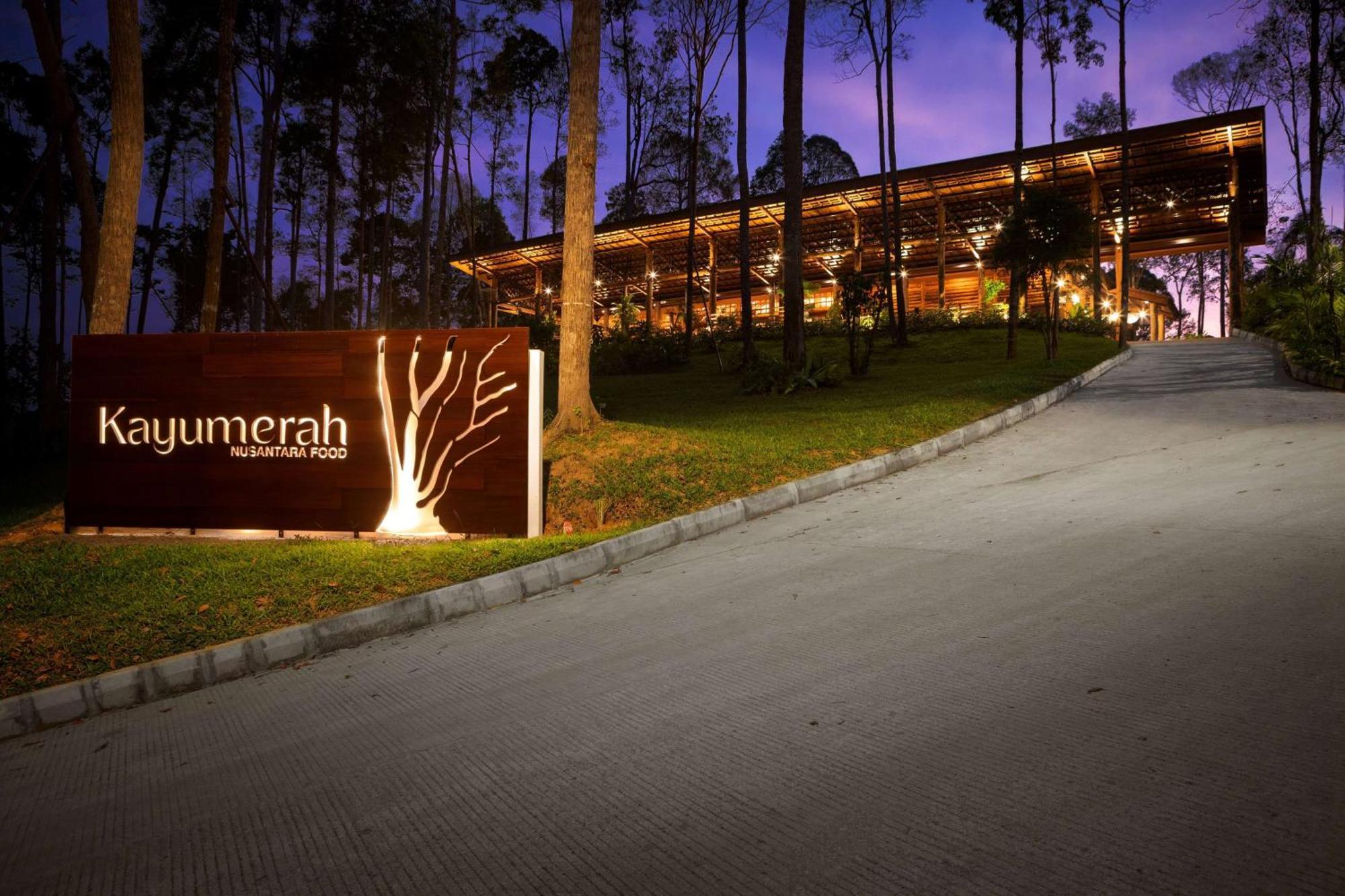 Hotel Wyndham Panbil Batam Esterno foto